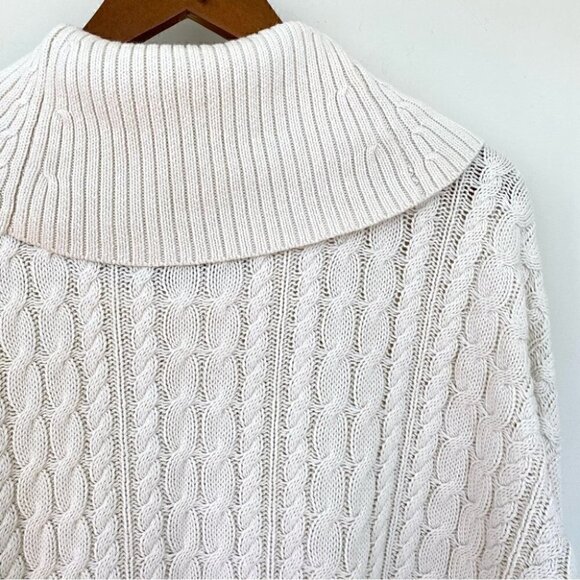 American Eagle Outfitters sweater with cowl neckline, dolman cut, oversized - Picture 10 of 13